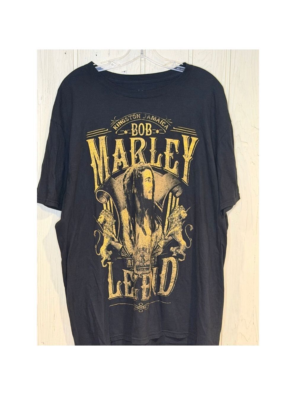 Mens Zion Rootswear Bob Marley Black Gold Graphic Short Sleeve Tee XL